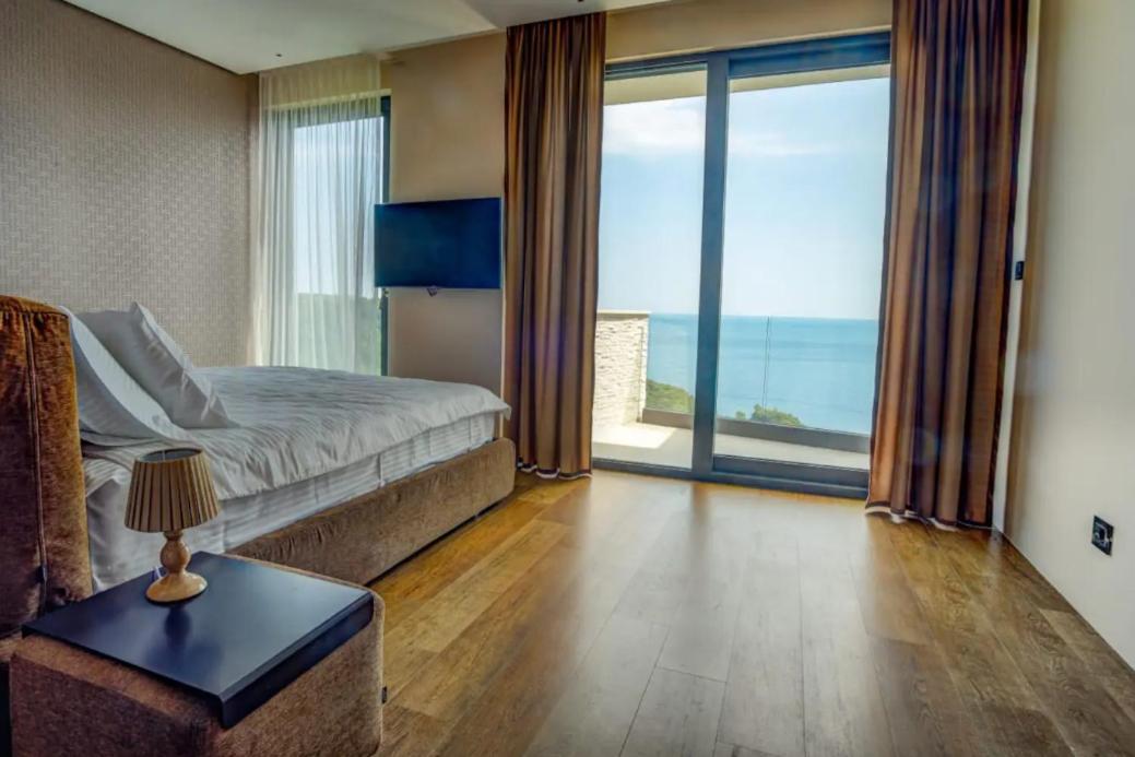 Harika Bir Yer Budva